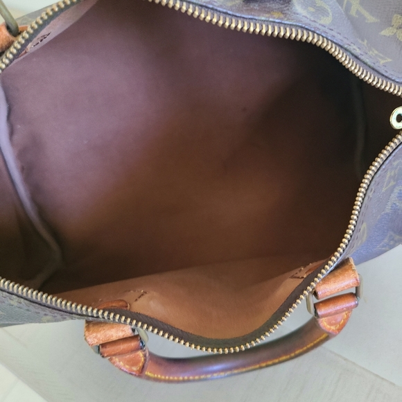 LV Speedy 30 - Picture 16 of 16